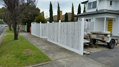 Front Fence nearly there in undercoat